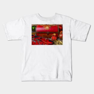 Red Christmas Box Kids T-Shirt